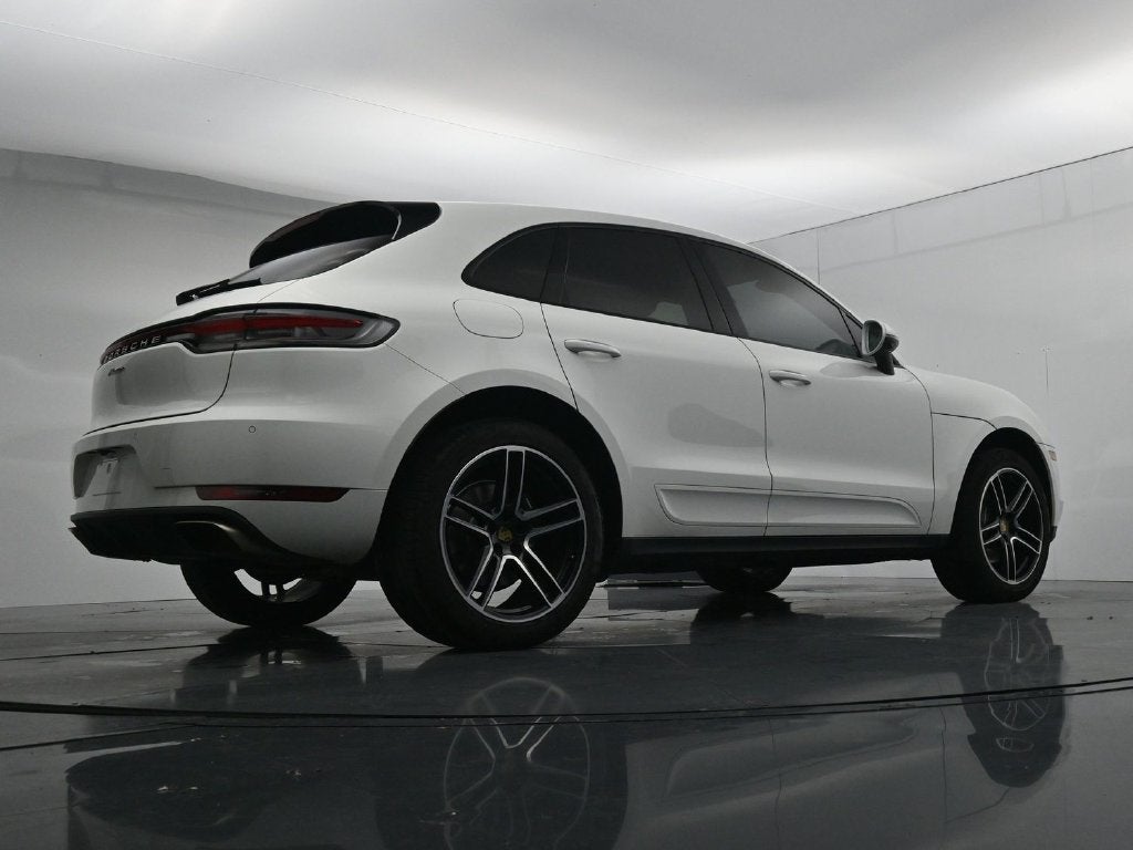 2021 Porsche Macan Base
