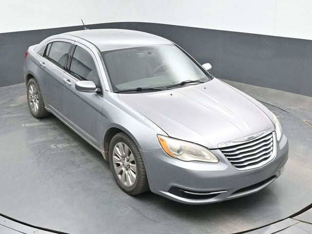 2013 Chrysler 200 LX