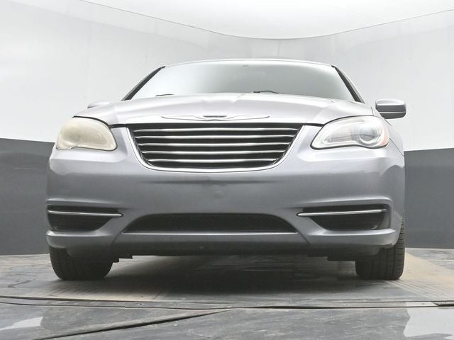 2013 Chrysler 200 LX