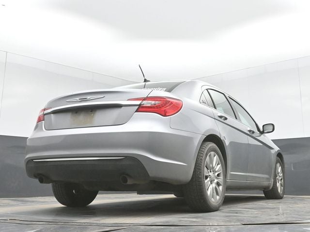 2013 Chrysler 200 LX