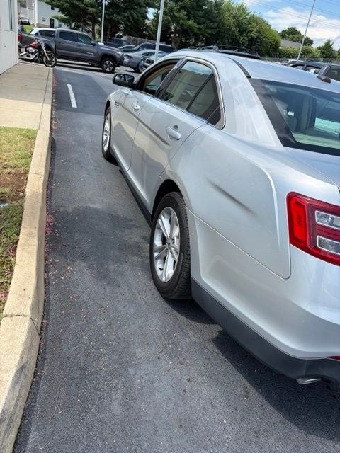 2013 Ford Taurus SEL