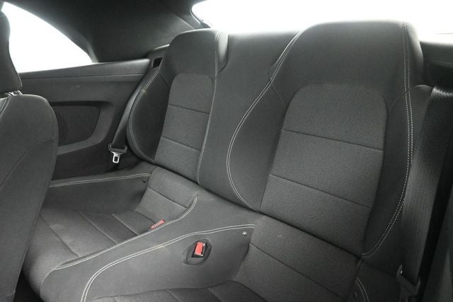 2017 Ford Mustang V6