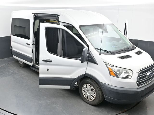 2016 Ford Transit Wagon XLT