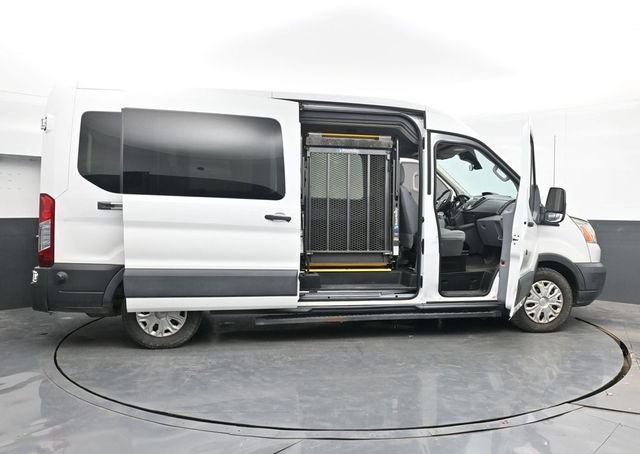 2016 Ford Transit Wagon XLT