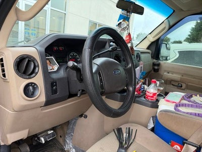 2011 Ford E-Series Wagon XLT