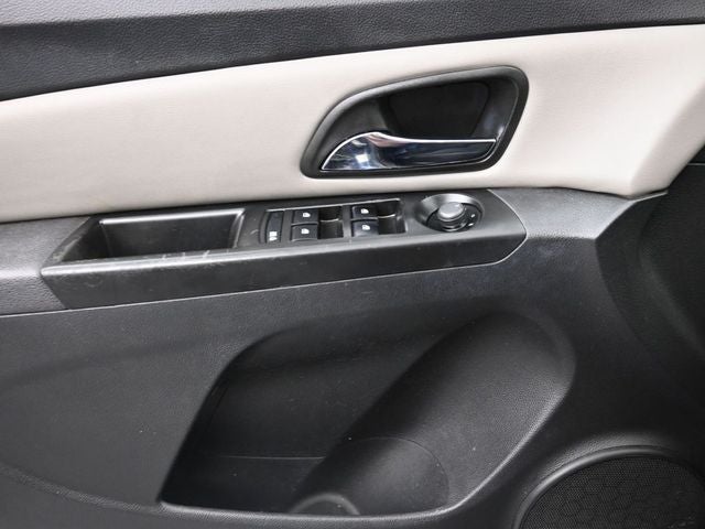 2013 Chevrolet Cruze LS