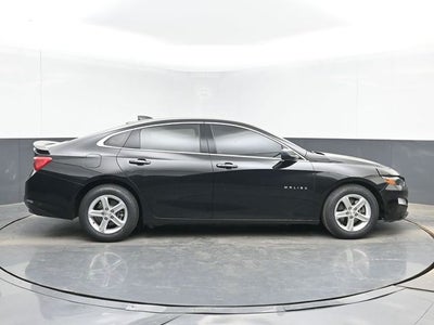 2022 Chevrolet Malibu LS 1LS