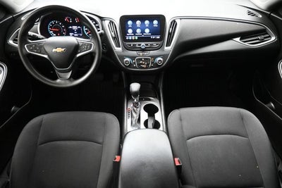 2022 Chevrolet Malibu LS 1LS