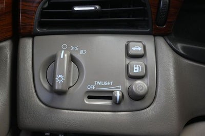 2004 Cadillac DeVille Base