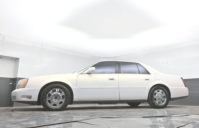 2004 Cadillac DeVille Base