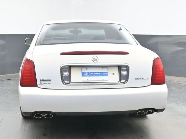 2004 Cadillac DeVille Base