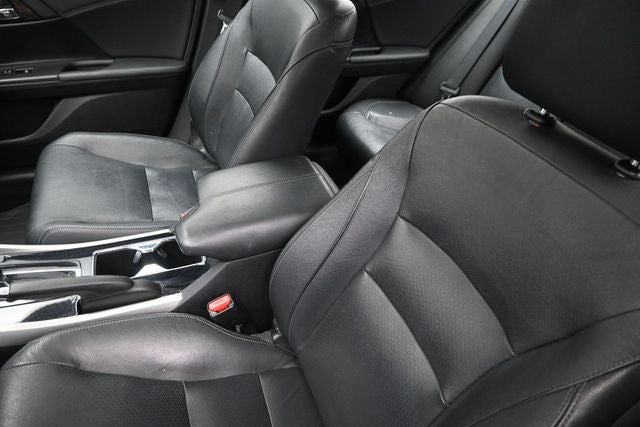 2017 Honda Accord EX-L w/Navigation and Honda Sensing