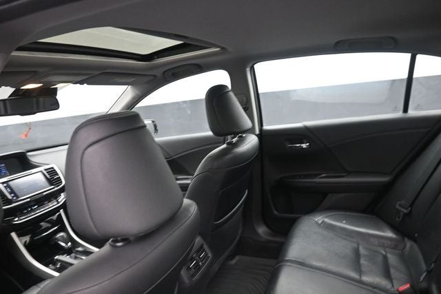2017 Honda Accord EX-L w/Navigation and Honda Sensing