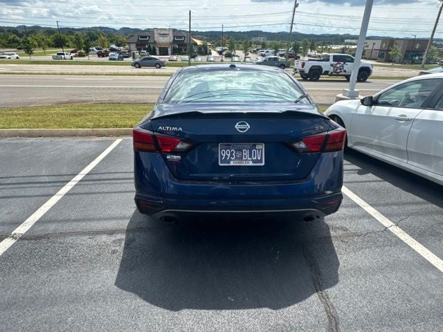 2022 Nissan Altima 2.5 SR