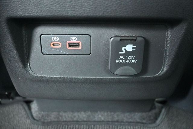 2024 Nissan Frontier SV