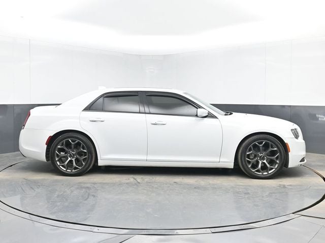2016 Chrysler 300 S