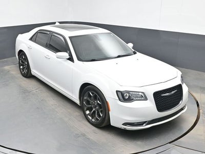 2016 Chrysler 300 S