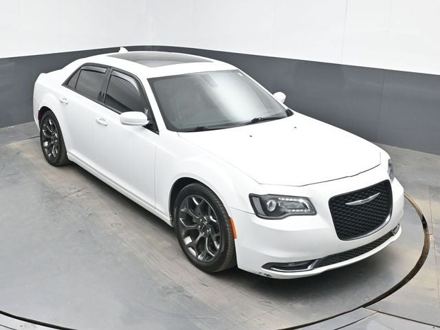 2016 Chrysler 300 S