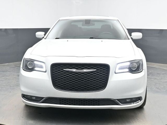 2016 Chrysler 300 S