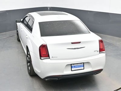 2016 Chrysler 300 S