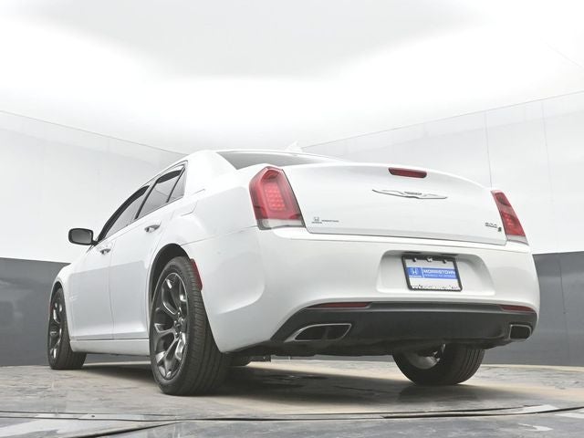 2016 Chrysler 300 S