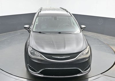 2017 Chrysler Pacifica Touring L Plus
