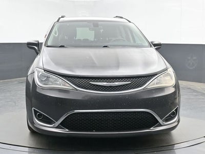 2017 Chrysler Pacifica Touring L Plus