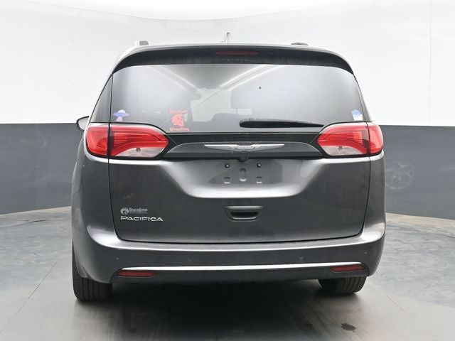 2017 Chrysler Pacifica Touring L Plus
