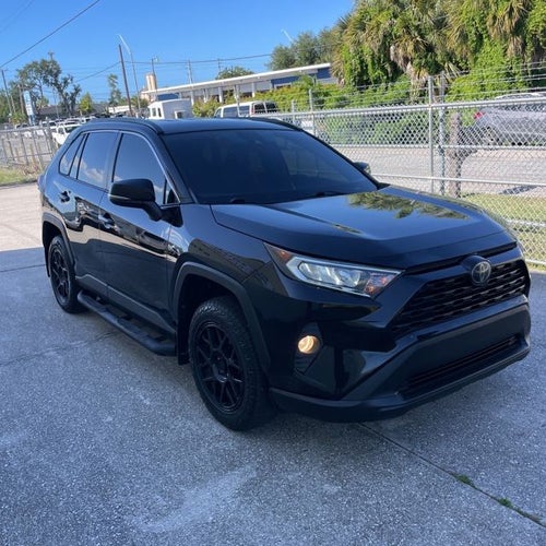 2020 Toyota RAV4 XLE