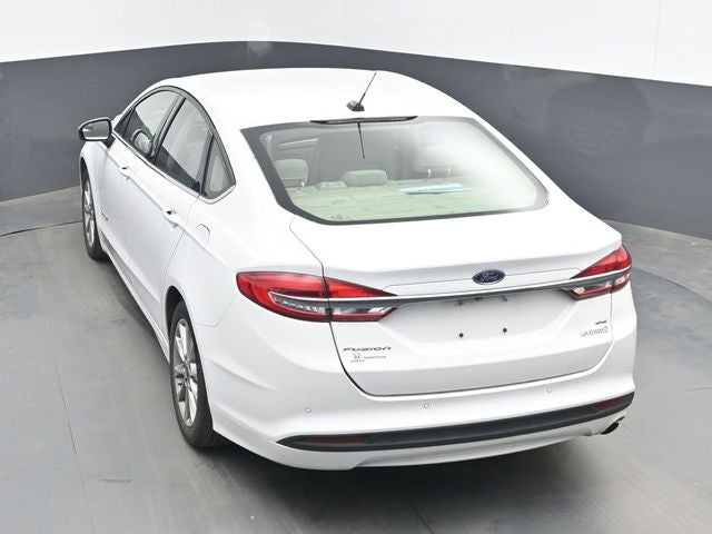 2017 Ford Fusion Hybrid SE