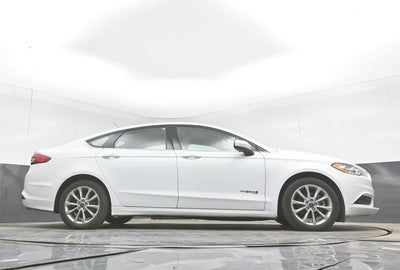 2017 Ford Fusion Hybrid SE