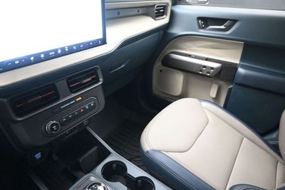 2025 Ford Maverick Lariat