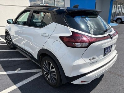 2023 Nissan Kicks SR