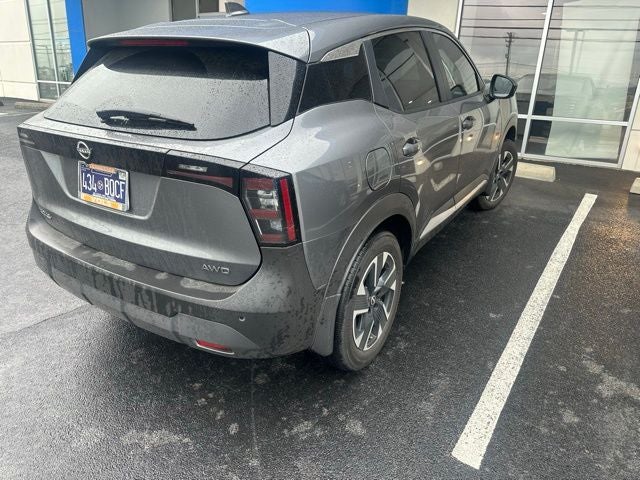 2025 Nissan Kicks SV