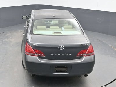 2010 Toyota Avalon XLS