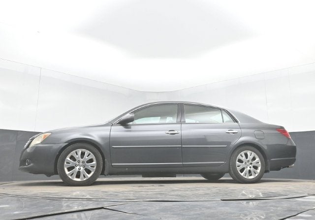 2010 Toyota Avalon XLS