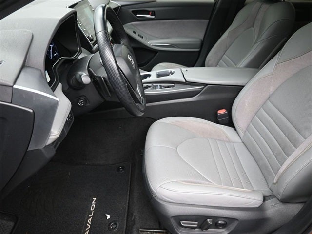 2019 Toyota Avalon Touring