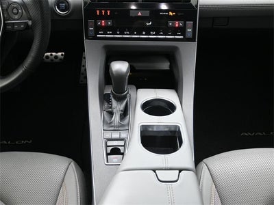 2019 Toyota Avalon Touring