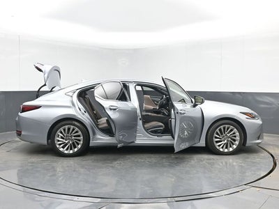 2022 Lexus ES 300h 300h Ultra Luxury