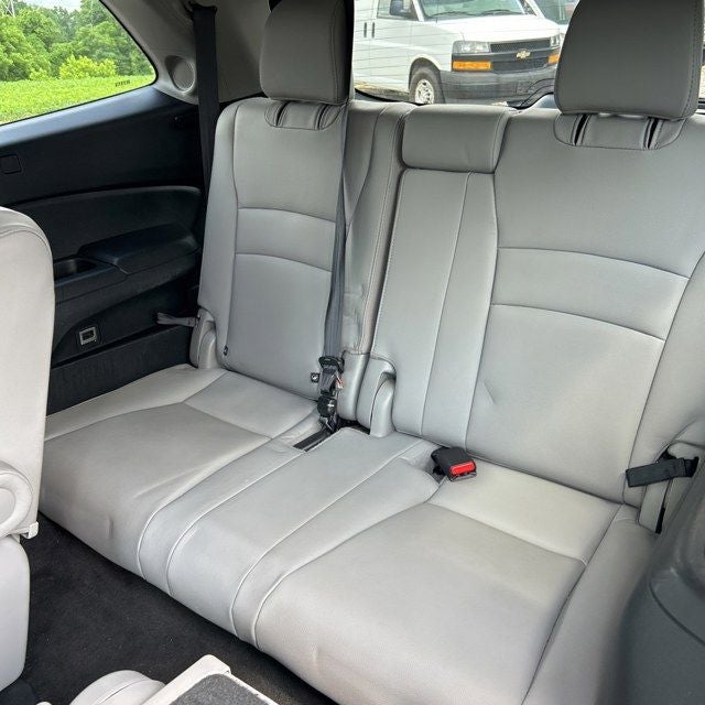 2022 Honda Pilot Touring 7 Passenger