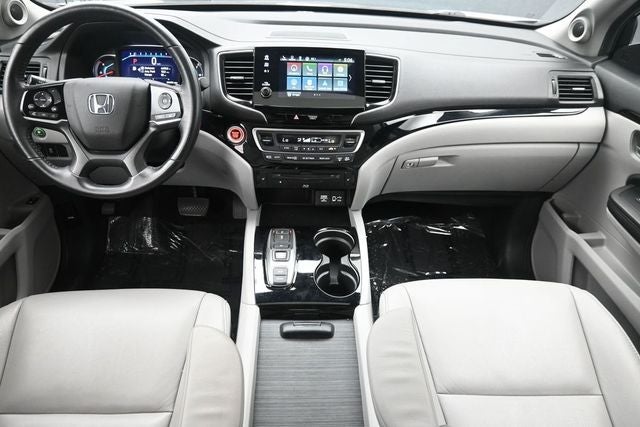 2022 Honda Pilot Touring 7 Passenger