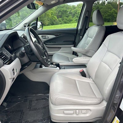 2022 Honda Pilot Touring 7 Passenger