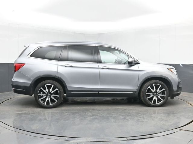 2022 Honda Pilot Touring 8 Passenger