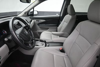 2022 Honda Pilot Touring 8 Passenger