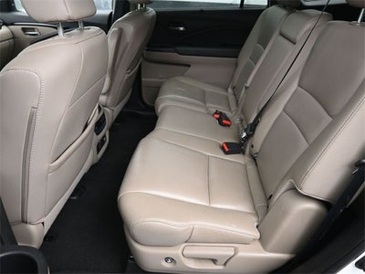 2020 Honda Pilot Touring 8 Passenger