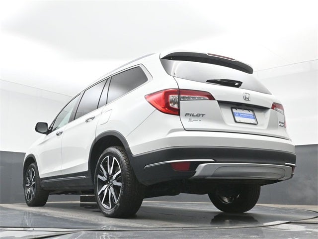 2020 Honda Pilot Touring 8 Passenger