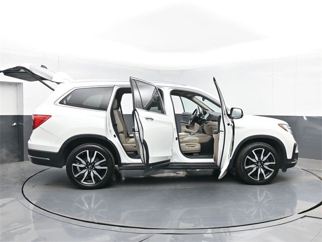 2020 Honda Pilot Touring 8 Passenger