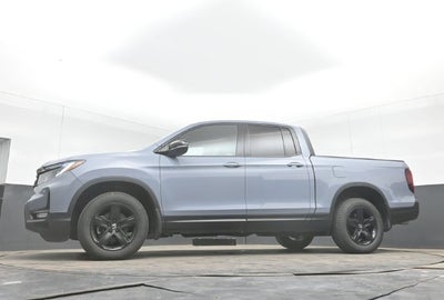 2022 Honda Ridgeline Black Edition