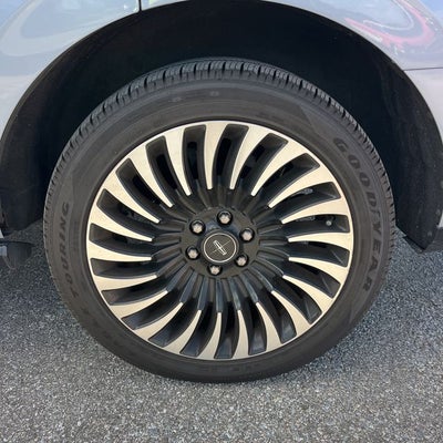 2018 Lincoln Navigator Black Label