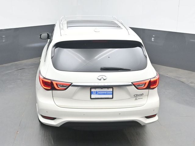 2017 INFINITI QX60 Base